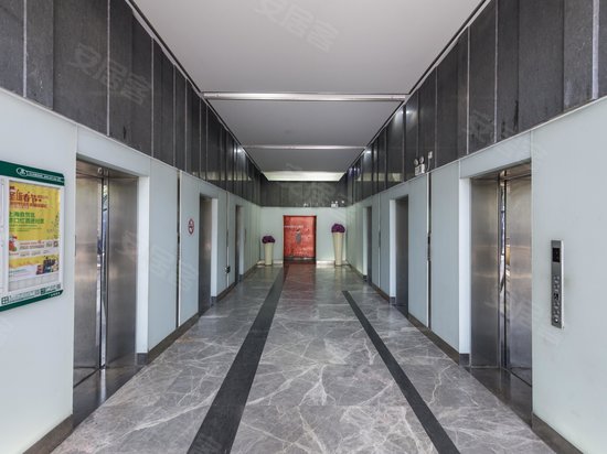 绿地正大缤纷城(办公) 