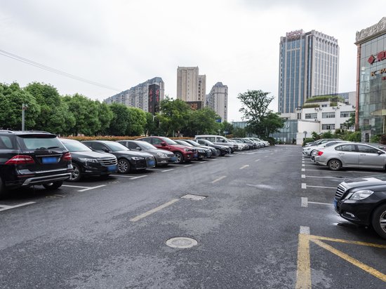 古北亚繁国际广场 