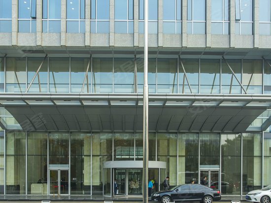 英蓝国际金融中心 