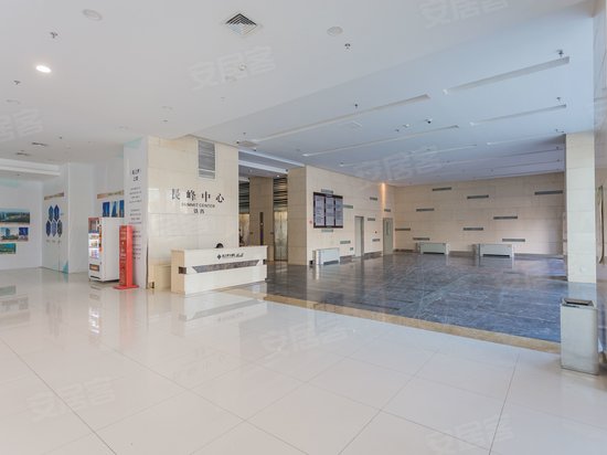 铁西龙之梦大厦 