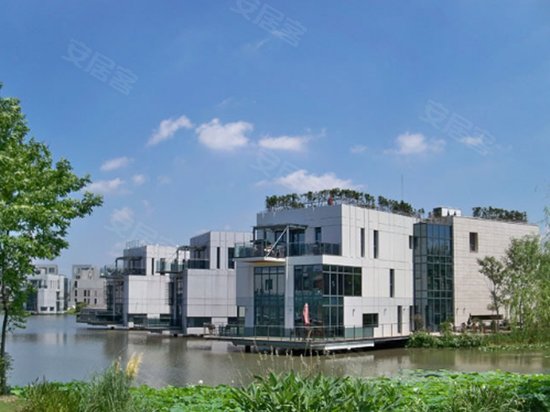 上实虹桥湖畔艺墅 