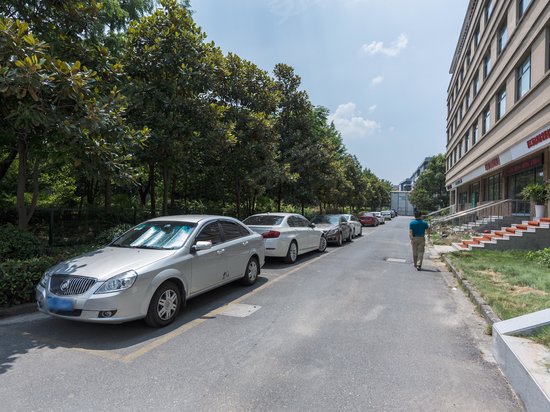 尚坤西溪创意大厦 