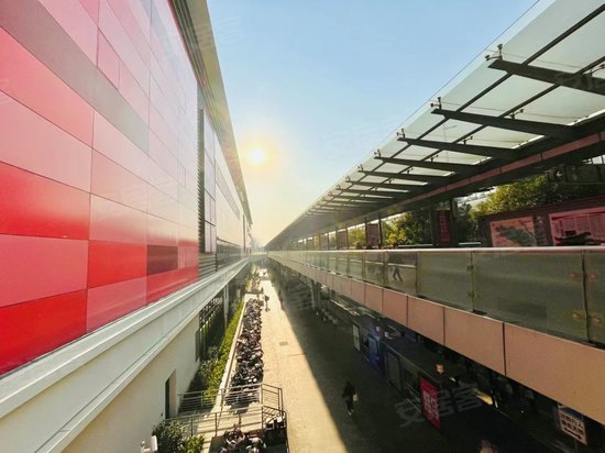 Distrii办伴·莲花路啦啦荟城(办公 