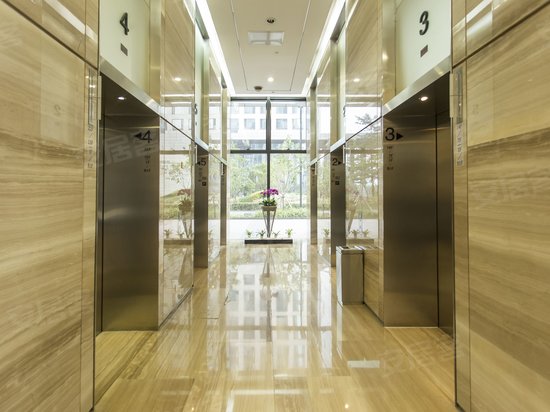 保利世界贸易中心 