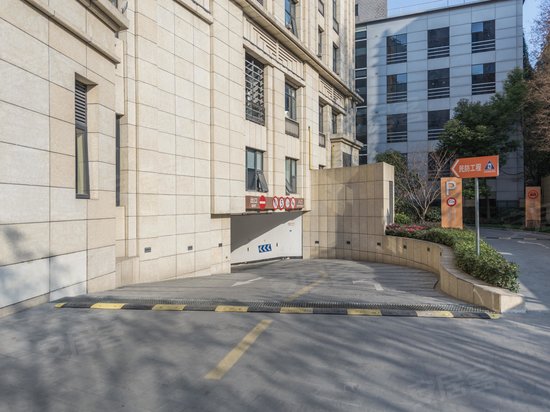 大世界商务大厦 