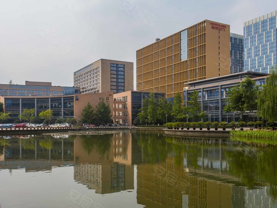 成都高新孵化园 