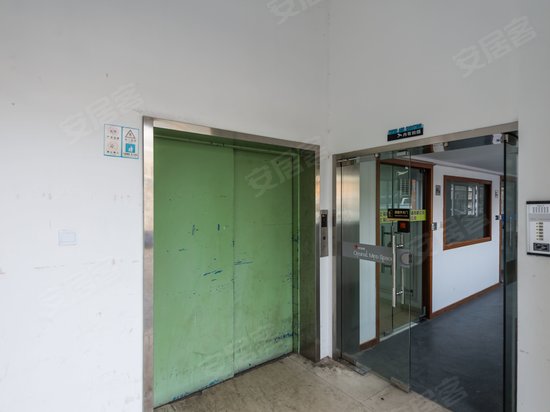 上海新曹杨工业园区 