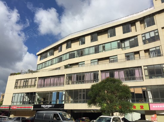 凯旋利车博汇(办公)