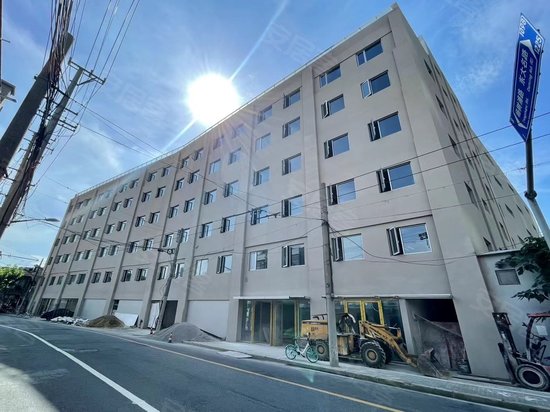 百联创意61号老栈商务楼