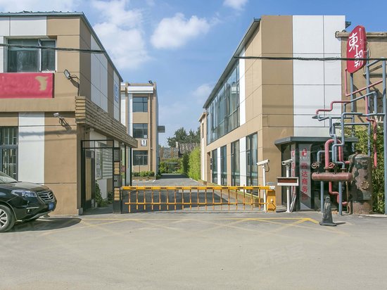 东朝时代四达商务园 