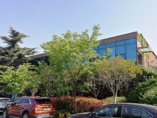 橡胶谷产业孵化中心 