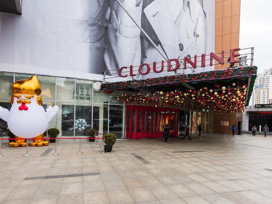 龙之梦国际大厦 