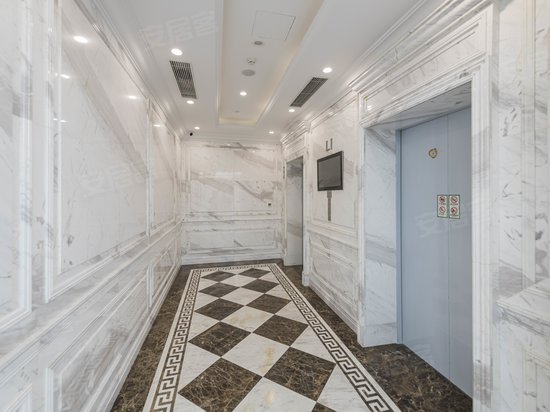 新华联国际中心 