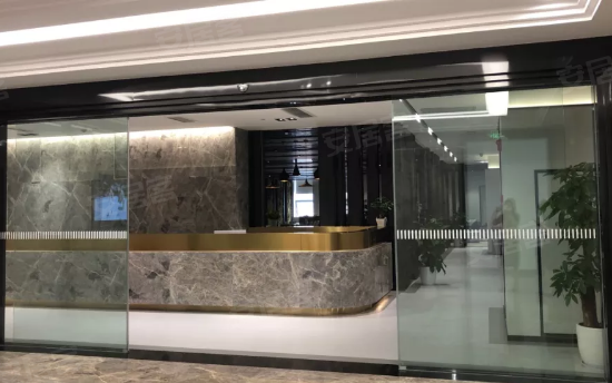 重庆北站北广场公交枢纽站大楼 