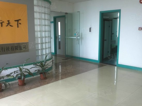 保利百合商务中心 