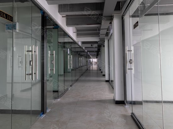 悦青年商务中心 