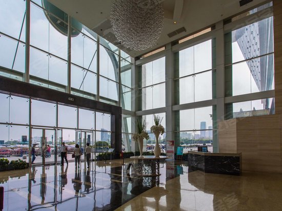 领地环球金融中心 