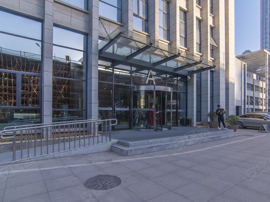 现代光谷世贸中心 