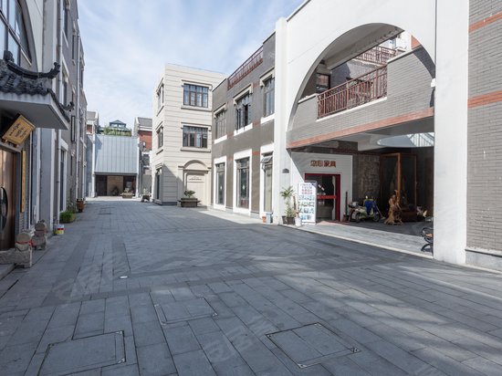 尊木汇国际艺术广场 