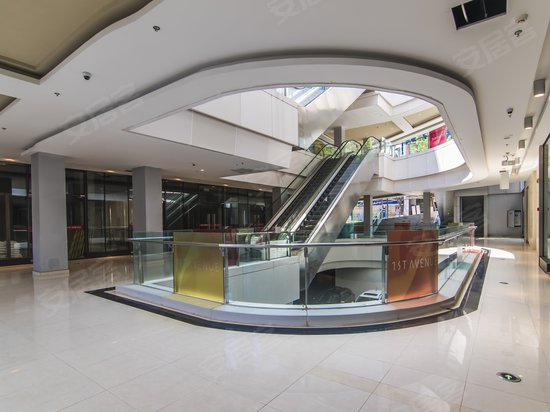 龙湖新壹街写字楼 