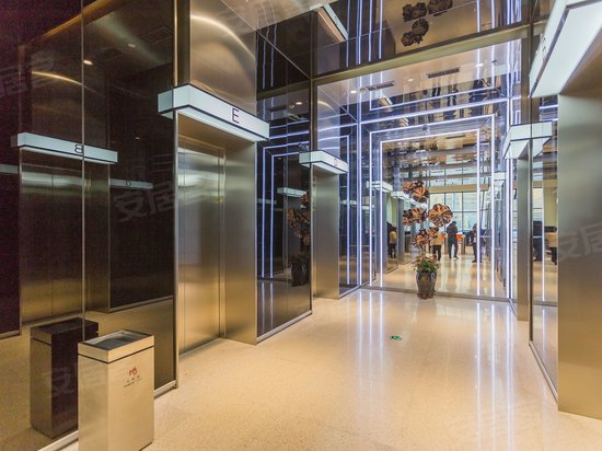 北约客置地广场 