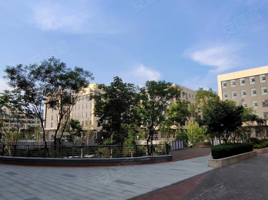 新亚创新产业园 