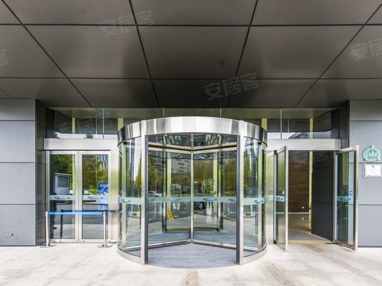 漕河泾现代服务业园区 