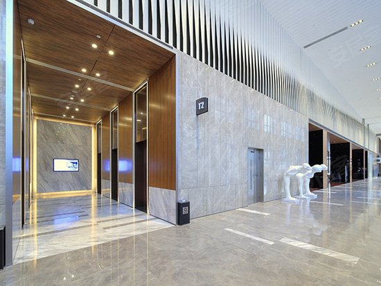 来福士广场写字楼 