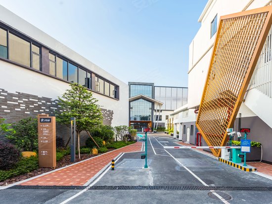 方圆大征场设计创意园 