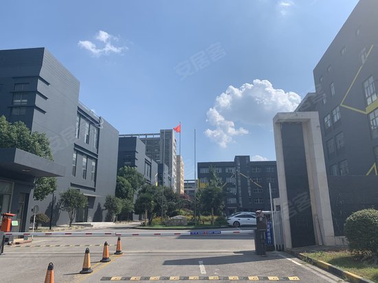 临港同策同心园 