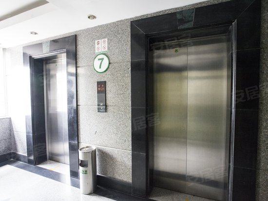 国兴大厦(办公) 