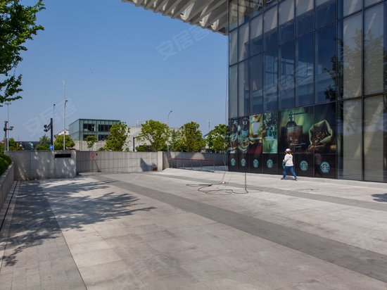 振泽左右办公世界 