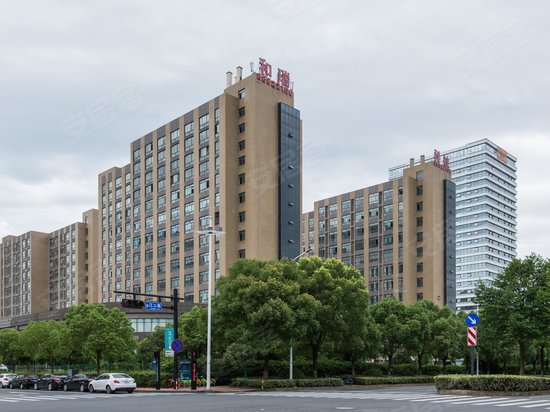 华城和瑞科技广场