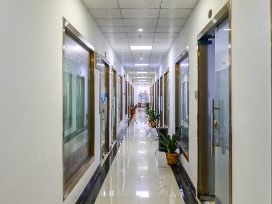 西乡红盒子联合办公楼 