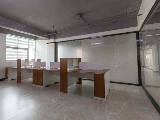 悦青年商务中心 