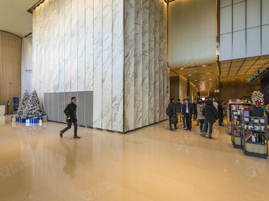 恒隆广场(办公) 