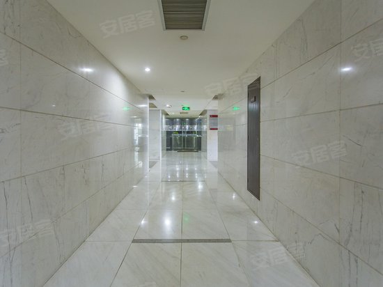 金中环国际商务大厦 