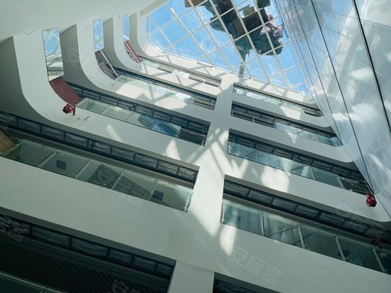 百联创意61号老栈商务楼 