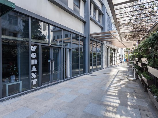 东朔商务中心(昭化路) 