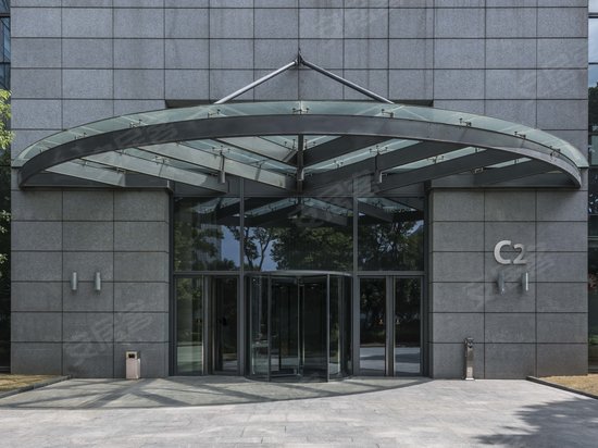 上海东方万国企业中心 