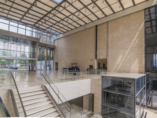 重庆国华金融中心 