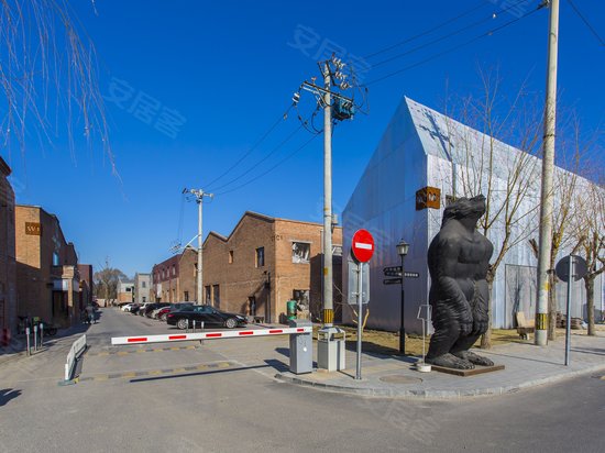 吉里国际艺术区 