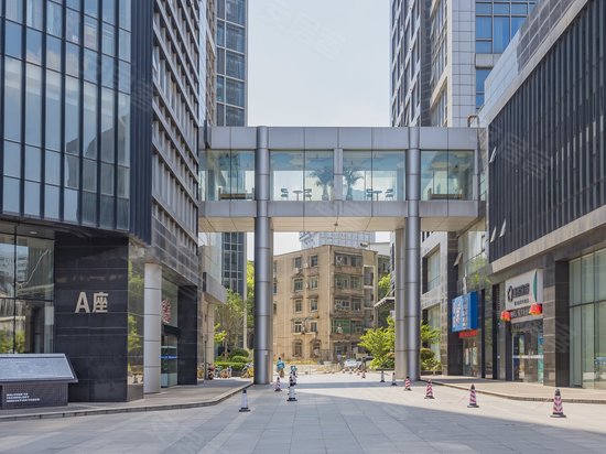 湖北省科技创业大厦 