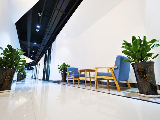 新世纪大厦(凤二) 