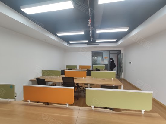 梧桐林创聚广场 