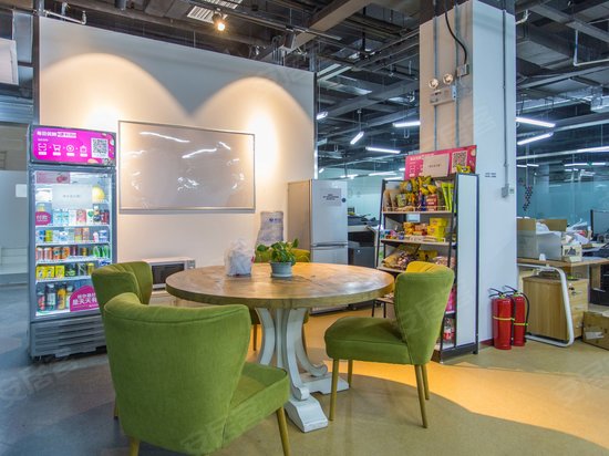 宝蓝金融创新中心 