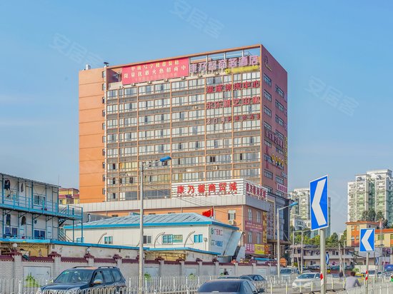 康乃馨商贸大厦(办公)