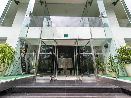 新虹桥捷运大厦 