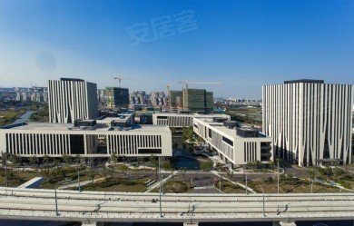 漕河泾康桥商务绿洲 