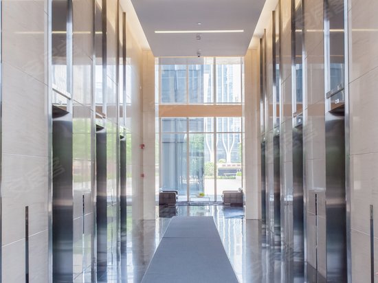 振泽左右办公世界 